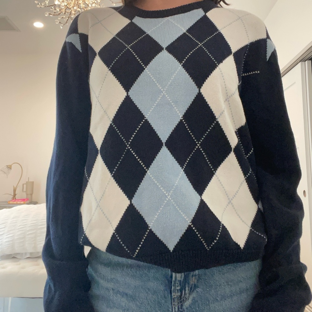 Brandy Melville sweater